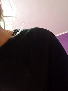 BritneyHudson online show from October 21, 3:46 pm