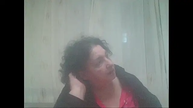 Snapshot of maturekorine chatting on December 14, 7:18 pm maturekorine online show from December 14, 7:18 pm