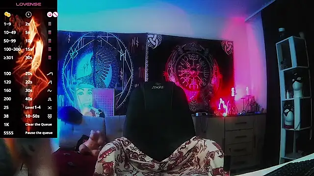 miss jenna lovee online show from April 15, 12:06 am