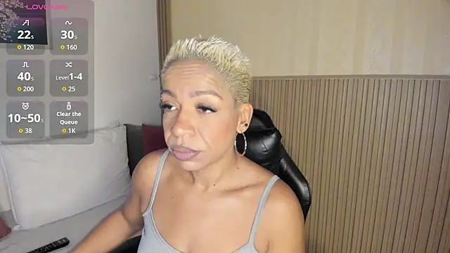 summer night  online show from November 12, 11:32 am