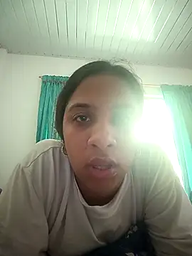 Snapshot of Susan-Rumie chatting on December 17, 5:52 pm Susan-Rumie online show from December 17, 5:52 pm