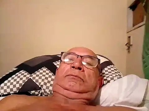 sincuenton24cmts online show from September 15, 12:21 am