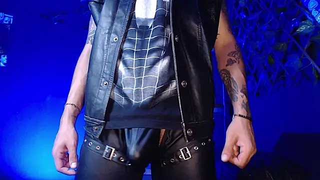 Dicaprioo  online show from November 13, 2:32 am