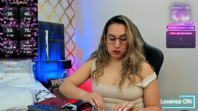 Snapshot of RubbyTaylor chatting on February 25, 6:31 pm RubbyTaylor online show from February 25, 6:31 pm