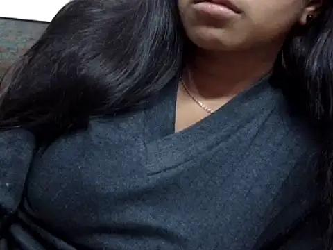 momo lov online show from January 14, 8:20 am