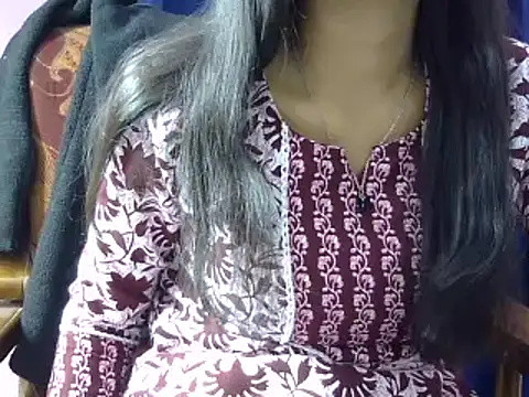 momo lov online show from January 19, 8:18 am