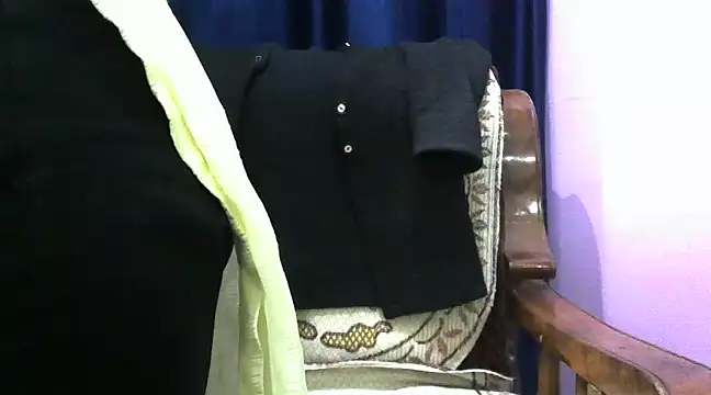 momo lov online show from February 12, 4:54 am