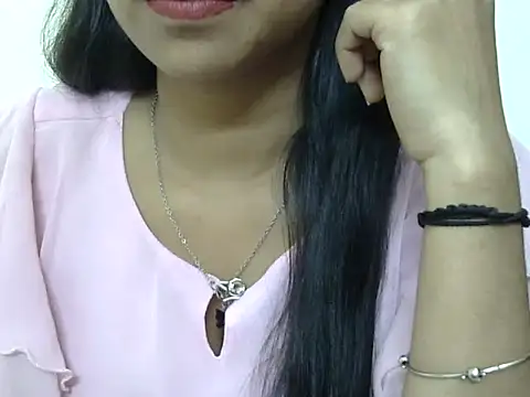 momo lov online show from March 17, 5:23 am