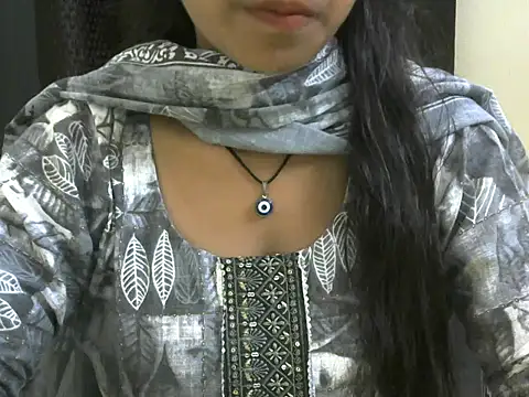 momo lov online show from September 25, 5:33 am