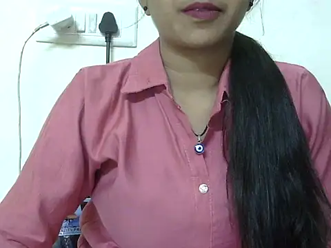 momo lov online show from October 16, 6:03 am