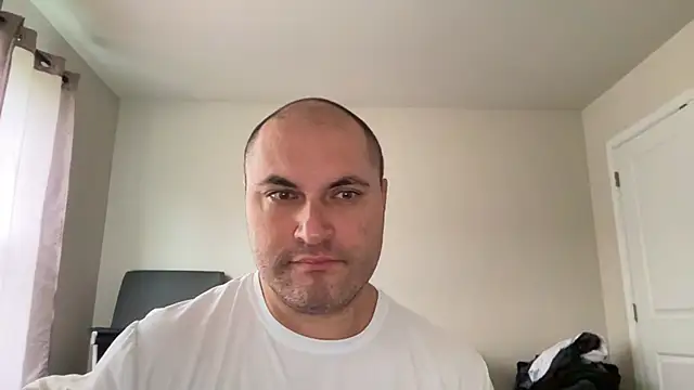 SluggishChase99 online show from May 23, 1:48 pm