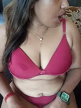 Snapshot of joya_bhabi chatting on September 9, 5:18 am joya bhabi online show from September 9, 5:18 am