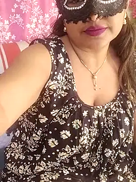 Snapshot of joya_bhabi chatting on November 6, 7:31 am joya bhabi online show from November 6, 7:31 am