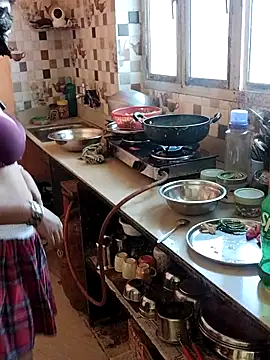 Snapshot of joya_bhabi chatting on November 16, 7:47 am joya bhabi online show from November 16, 7:47 am