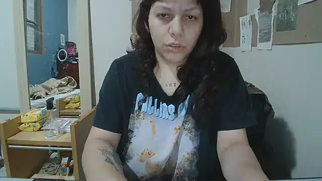 Snapshot of bbyedarling chatting on September 11, 4:23 am bbyedarling online show from September 11, 4:23 am