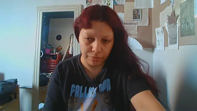 Snapshot of bbyedarling chatting on September 20, 4:30 pm bbyedarling online show from September 20, 4:30 pm