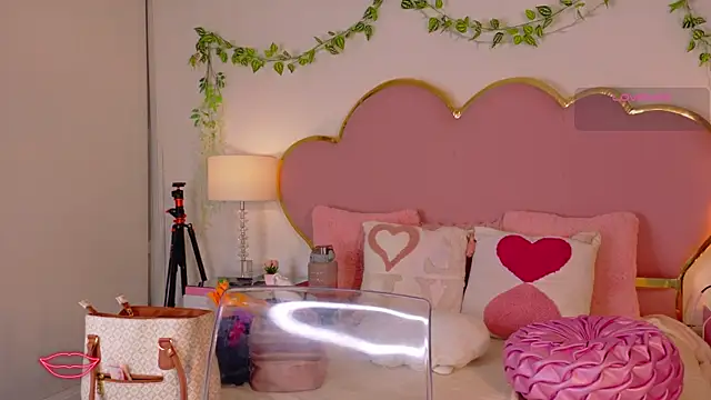 EmmaCrush online show from January 7, 9:17 pm