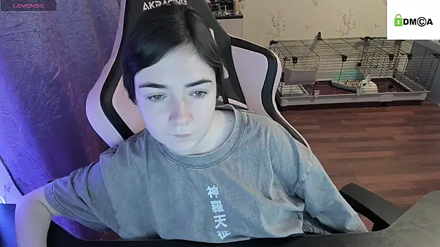 Snapshot of Crazy_forest_fairy chatting on December 28, 7:11 am Crazy forest fairy online show from December 28, 7:11 am