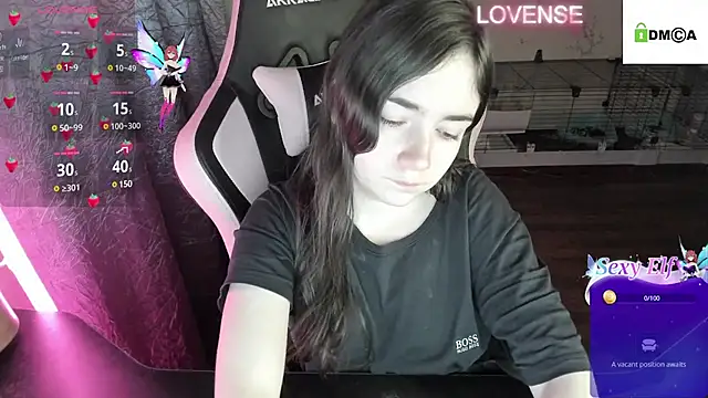 Snapshot of Crazy_forest_fairy chatting on January 11, 10:40 pm Crazy forest fairy online show from January 11, 10:40 pm