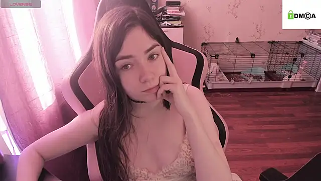 Snapshot of Crazy_forest_fairy chatting on February 16, 11:59 am Crazy forest fairy online show from February 16, 11:59 am