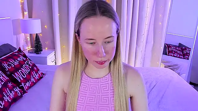 Snapshot of Cassie_Kelman chatting on January 10, 8:48 pm Cassie Kelman online show from January 10, 8:48 pm