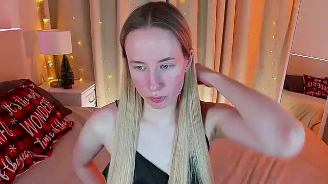 Snapshot of Cassie_Kelman chatting on January 11, 11:56 pm Cassie Kelman online show from January 11, 11:56 pm