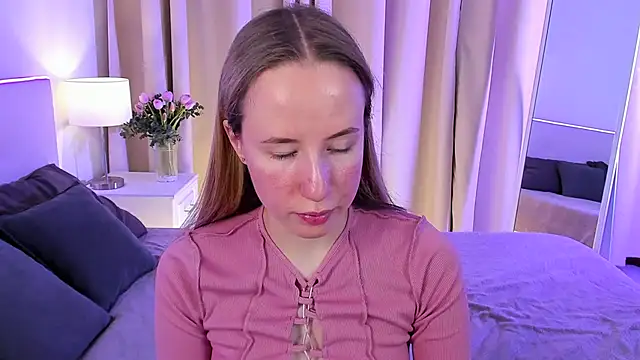 Snapshot of Cassie_Kelman chatting on January 19, 9:02 pm Cassie Kelman online show from January 19, 9:02 pm