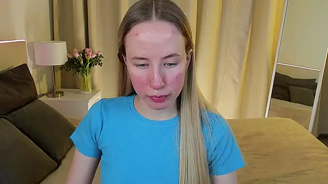 Snapshot of Cassie_Kelman chatting on January 24, 8:43 pm Cassie Kelman online show from January 24, 8:43 pm