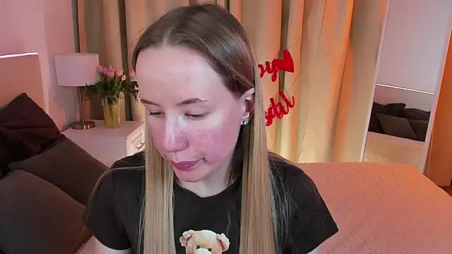 Snapshot of Cassie_Kelman chatting on February 16, 8:55 pm Cassie Kelman online show from February 16, 8:55 pm