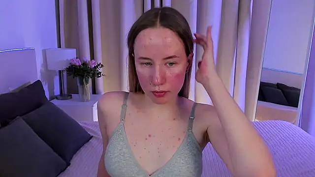 Snapshot of Cassie_Kelman chatting on March 13, 8:54 pm Cassie Kelman online show from March 13, 8:54 pm