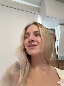 Snapshot of -BalanCe- chatting on March 21, 8:50 am -BalanCe- online show from March 21, 8:50 am