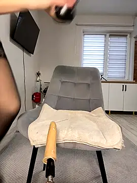 Snapshot of -BalanCe- chatting on November 23, 8:14 am -BalanCe- online show from November 23, 8:14 am