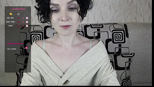 Snapshot of TinaWince chatting on March 5, 10:00 am TinaWince online show from March 5, 10:00 am