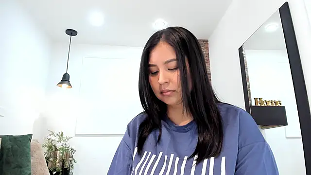 Snapshot of _alaiasmile_ chatting on September 8, 7:13 pm alaiasmile online show from September 8, 7:13 pm