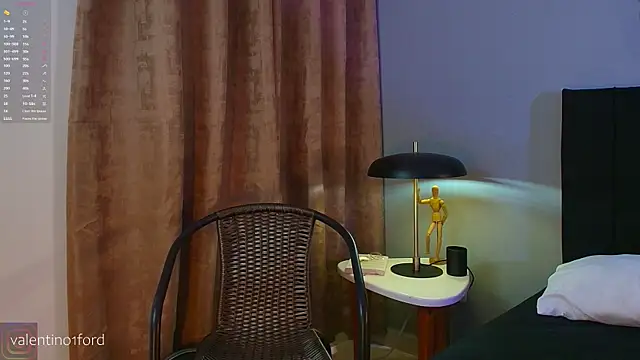 Valentinoford online show from October 6, 7:33 pm