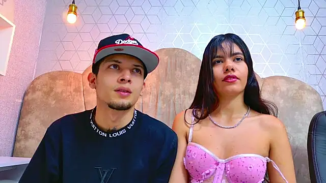 kendalltaylorr online show from March 17, 3:00 am