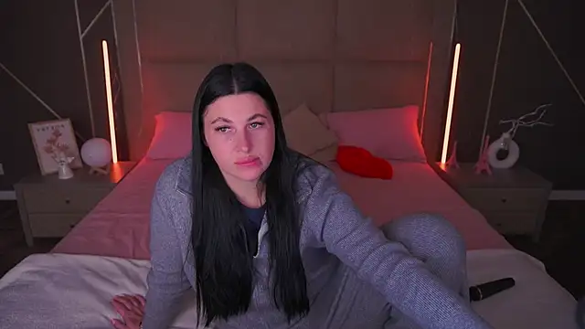 ArianaDarkk online show from March 20, 9:30 pm