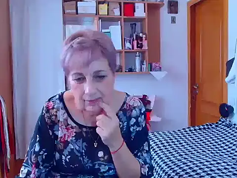 Snapshot of Victoria5643 chatting on March 15, 8:04 am Victoria5643 online show from March 15, 8:04 am