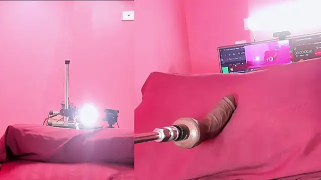 Snapshot of Criistal_Thompson chatting on February 10, 8:00 pm Criistal Thompson online show from February 10, 8:00 pm