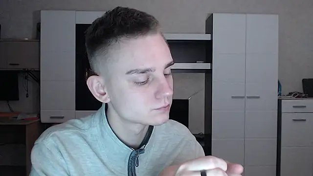 angryzan online show from January 13, 3:45 am