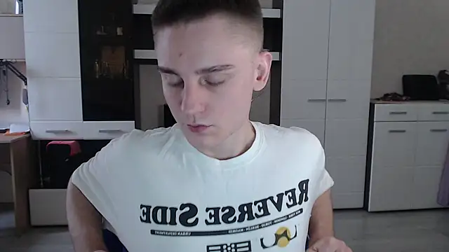 angryzan online show from January 20, 7:36 am