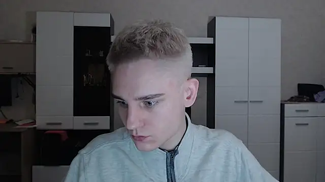 angryzan online show from February 11, 4:33 am