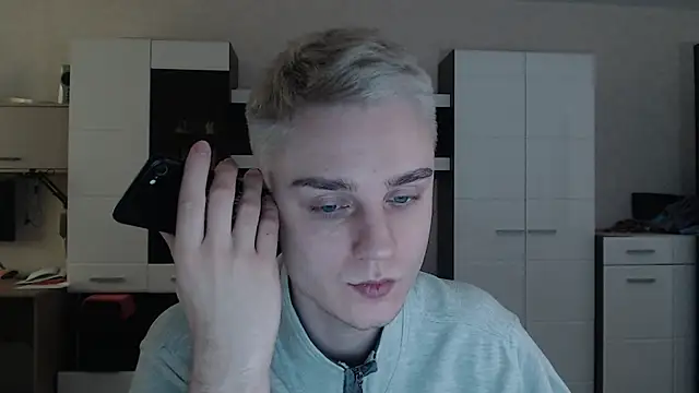 angryzan online show from February 13, 7:45 am