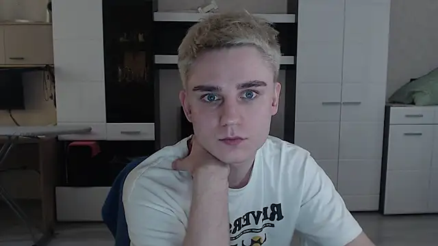 angryzan online show from March 4, 10:57 am