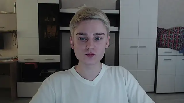 angryzan online show from March 11, 8:41 am