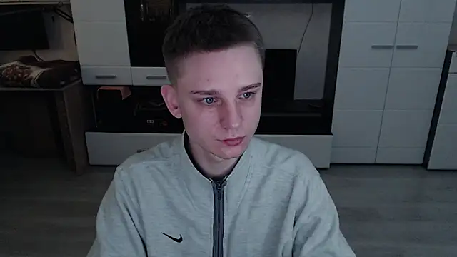 angryzan online show from October 15, 5:18 am