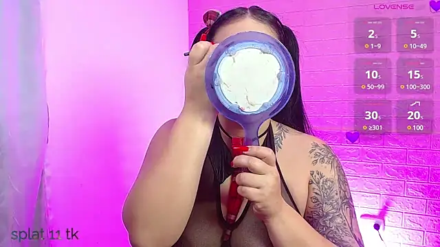  hooly online show from February 7, 11:45 am