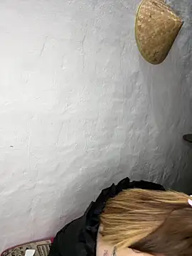 Sofia Queen17 online show from October 10, 11:15 pm