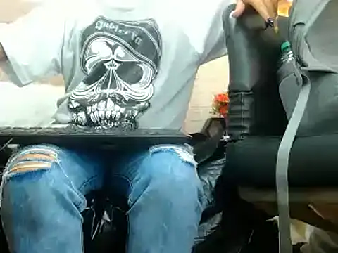 hairy pussywet online show from December 6, 7:12 pm