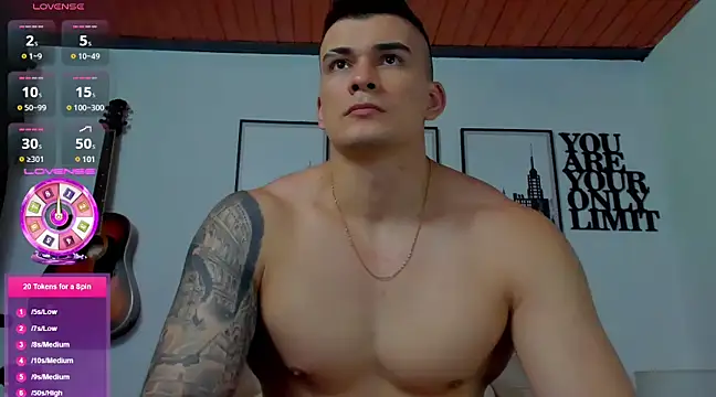 seancarreraa online show from January 23, 8:13 pm